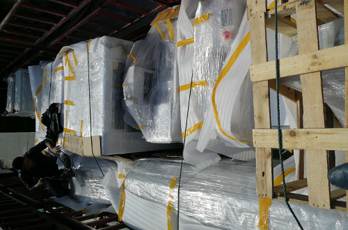 金華客戶SMT設(shè)備專車送貨，貨到上門安裝調(diào)試