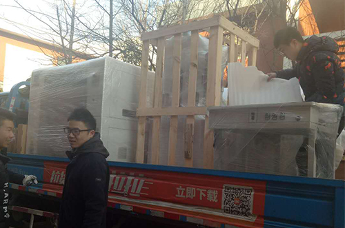 上?？蛻鬝MT設(shè)備專車送貨，貨到上門安裝調(diào)試